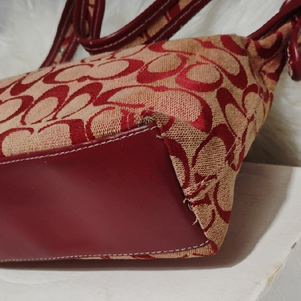 ON HOLD! SALE! RARE! Coach Vintage Signature Red/Tan Shoulder Bag Made In USA - Picture 9 of 12